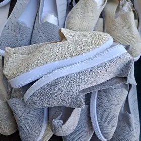 Женские текстильные слипоны»