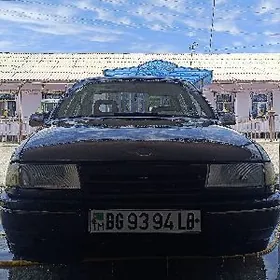 Opel Vectra 1990