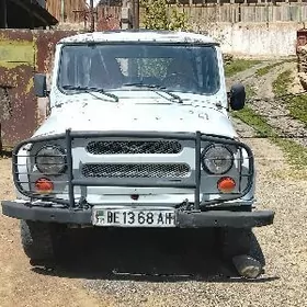 UAZ 469 2000