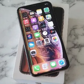 iPhone Xs Gold