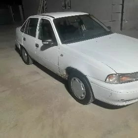 Daewoo Nexia 2000