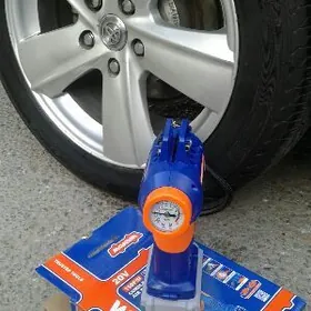 ýel berýän nasos batareli. Нас