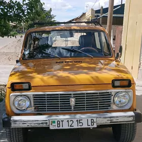 Lada Niva 1986