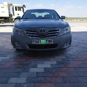 Toyota Camry 2010