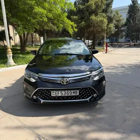 Toyota Camry 2014