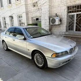 BMW 528 2003