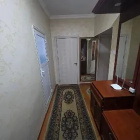 Eyesinden arenda jay