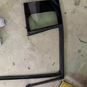 Задние стекла Santa Fe 2024 БУ