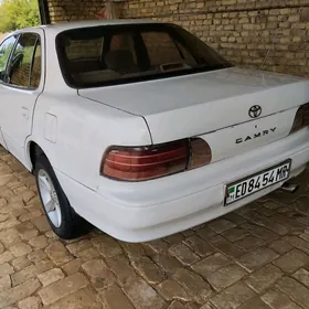 Toyota Camry 1993