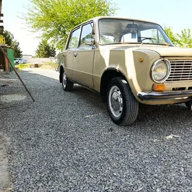 Lada 2104 1983