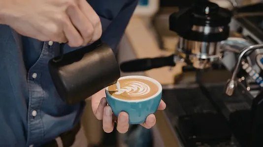 Ýene bir netije: günde 2-3 bulgur kofe içmek depressiýa howpuny azaldýar