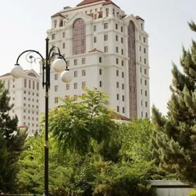 Нефтегаз по Мира 4 ком 8 этаж