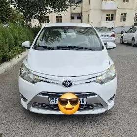 Toyota Yaris 2014