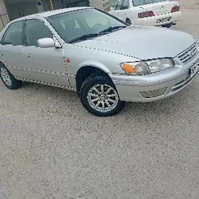 Toyota Camry 2001