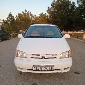 Toyota Sienna 1998