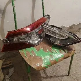 Camry 21-24 Stop fara