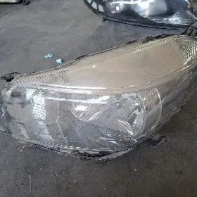 фара fara yaris 2015