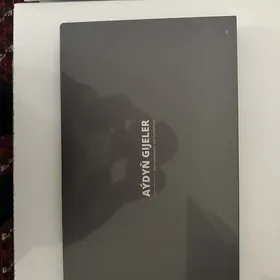 Noutbuk Aydyn gijeler Ноутбук