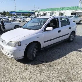 Opel Astra 2003