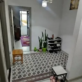 Satlyk Yerewanskiy 4 komnat