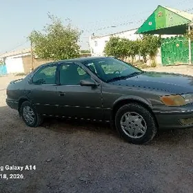 Toyota Camry 2000
