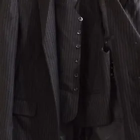 мужские костюмы