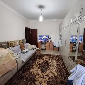 Мир 7/1 2 Этаж