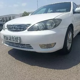 Toyota Camry 2005