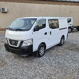 Nissan Urvan 2021
