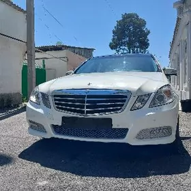 Mercedes-Benz E350 2010