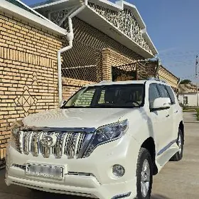 Toyota Land Cruiser Prado 2014