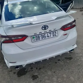 Toyota Camry 2022