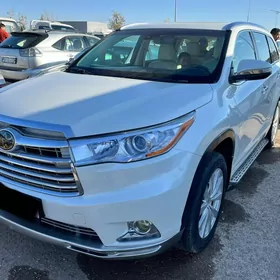 Toyota Highlander 2015
