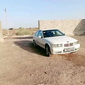 BMW 320 1993