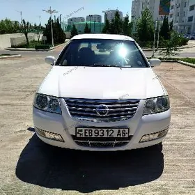 Nissan Sunny 2011