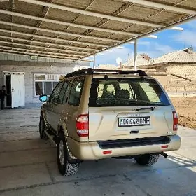 Nissan Pathfinder 2002