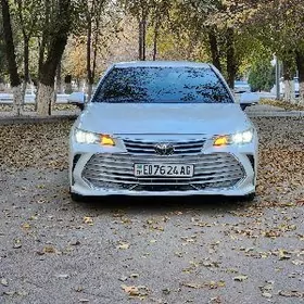 Toyota Avalon 2022