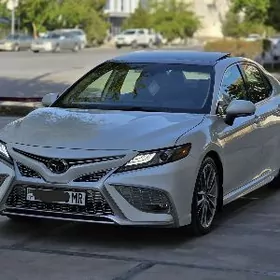 Toyota Camry 2023