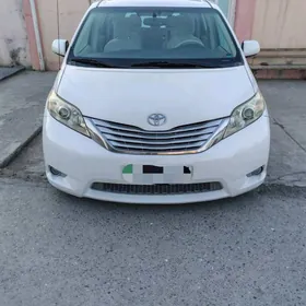 Toyota Sienna 2012