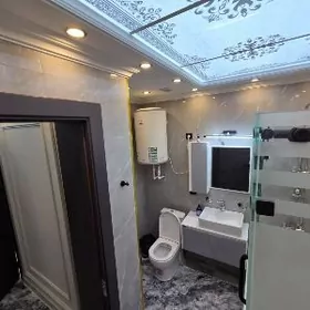 Arenda Gurtly 3 kom soz yok