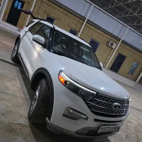 Ford Explorer 2021