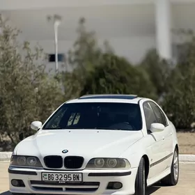 BMW E39 2001
