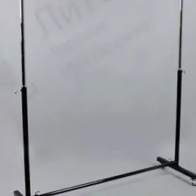 Стойка - вешалка,зеркало