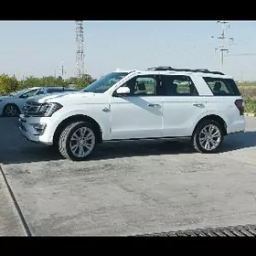 Ford Expedition 2021