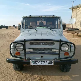 UAZ 469 1999