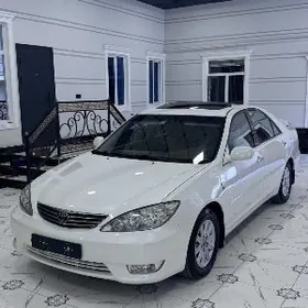 Toyota Camry 2005
