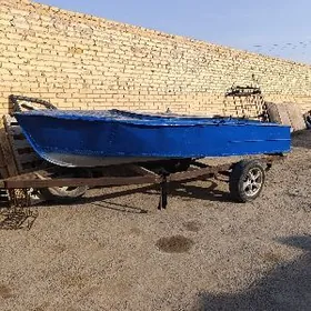 лотка прицеп