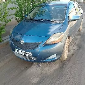 Toyota Yaris 2008