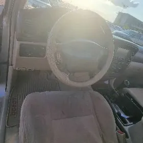 Toyota Land Cruiser 2002