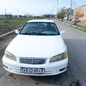 Toyota Camry 2000